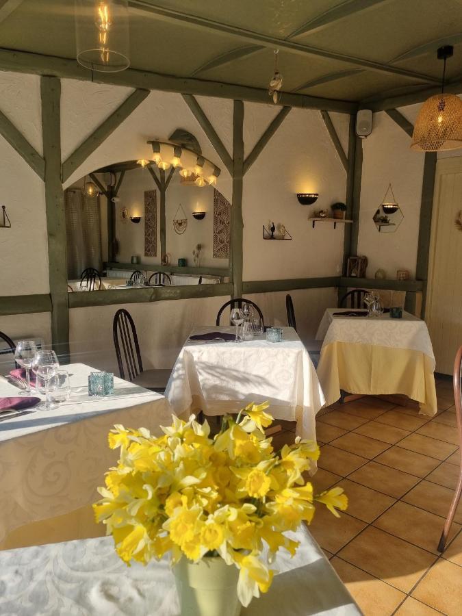 Chez Jeannette Hotel *