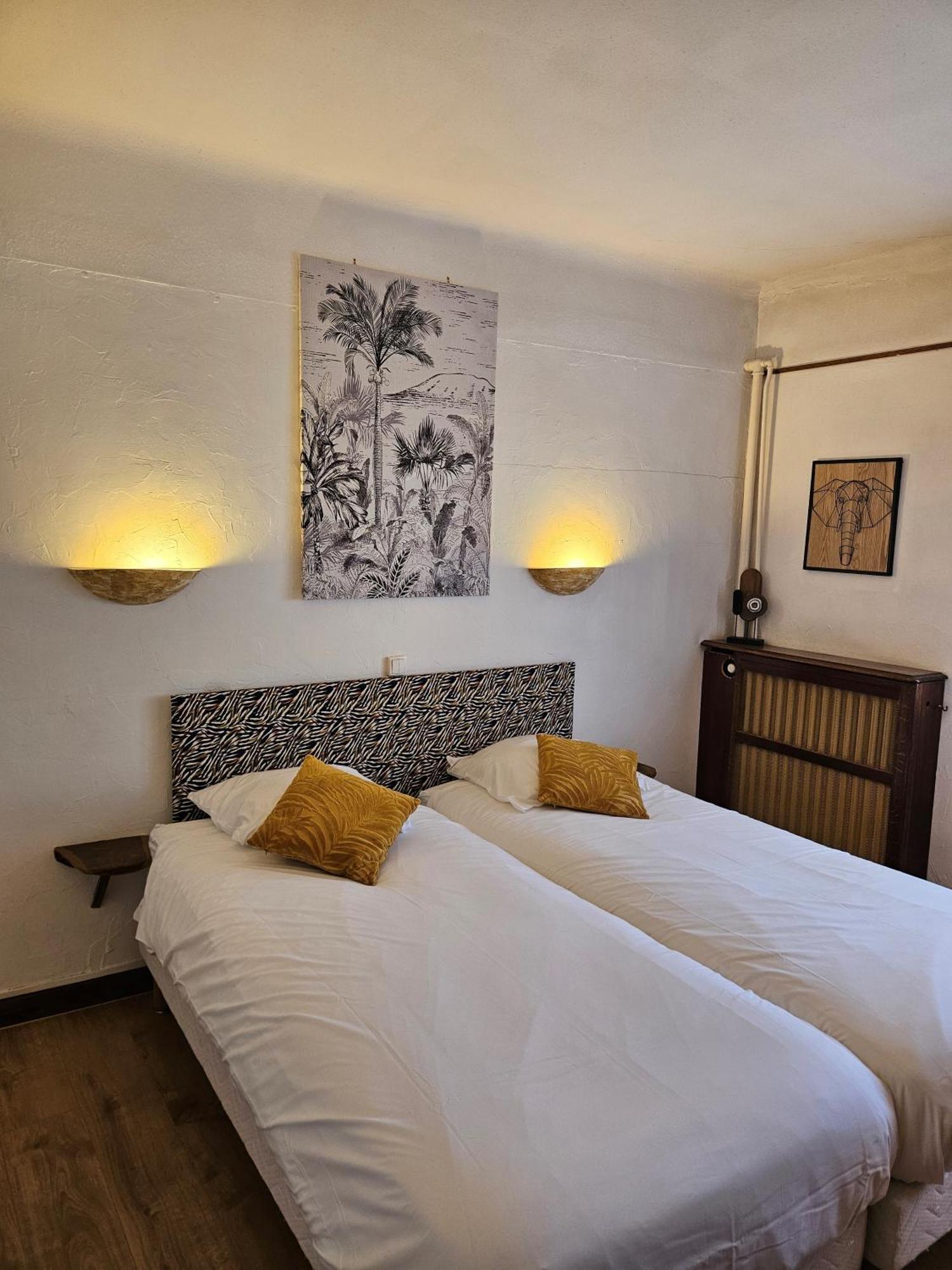 Chez Jeannette Hotel *